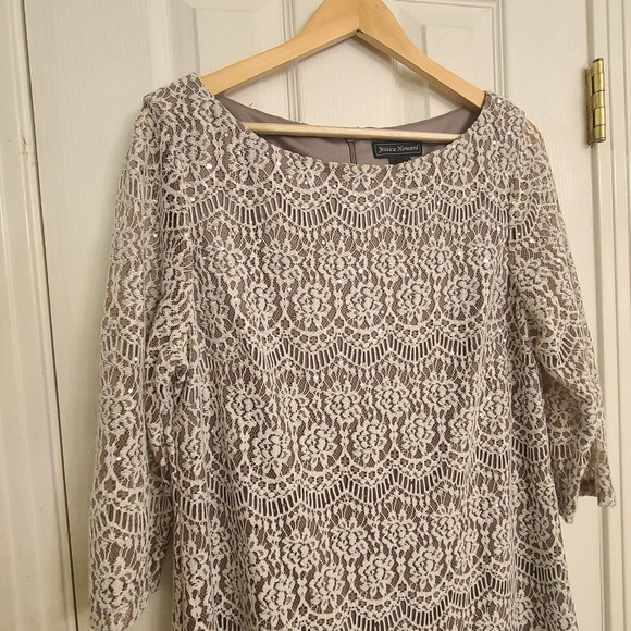 Jessica Howard Cream Beige Sequin Crochet Lace Overlay Lined Shift Dress Size 16 - Picture 2 of 10